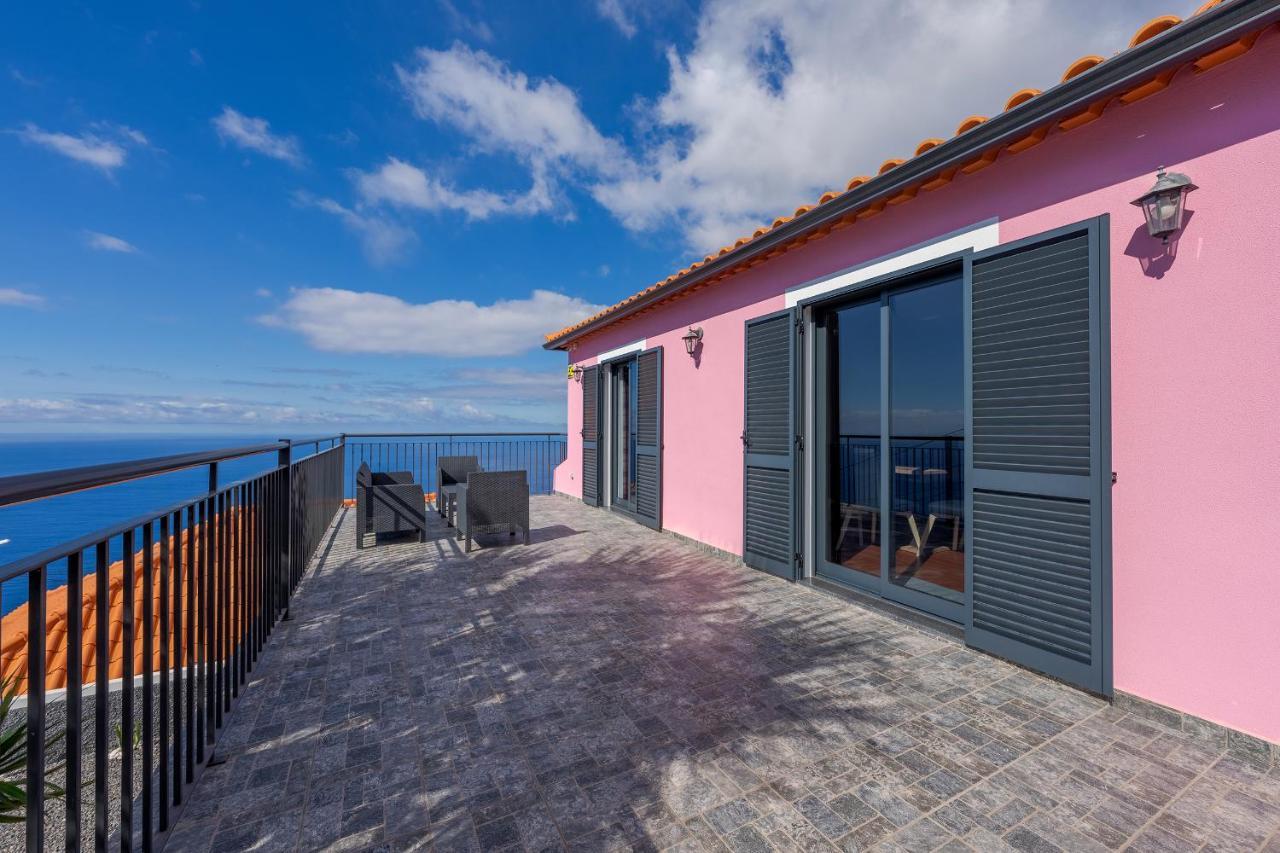 Villa Rosa With Private Pool By Hr Madeira リベイラ・ブラーヴァ エクステリア 写真