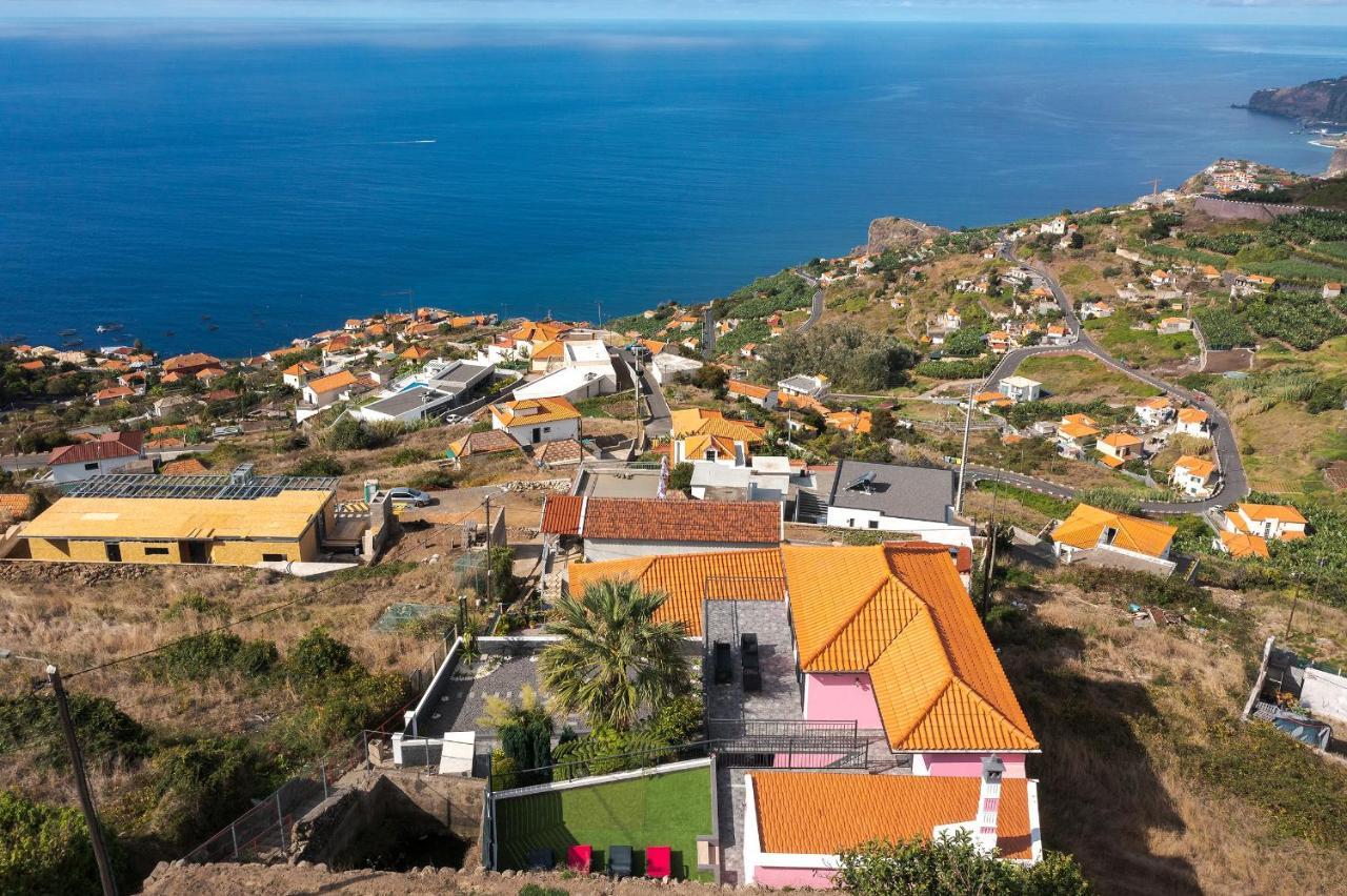 Villa Rosa With Private Pool By Hr Madeira リベイラ・ブラーヴァ エクステリア 写真